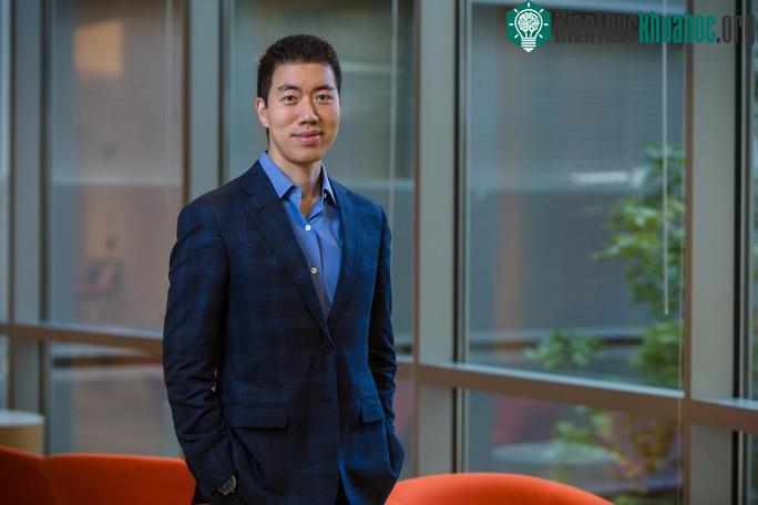 Ông David R. Liu