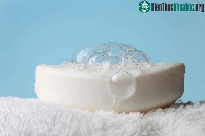 Nghiên cứu mới cho thấy xà phòng có thể khiến con người hấp dẫn hơn với muỗi.&nbsp;