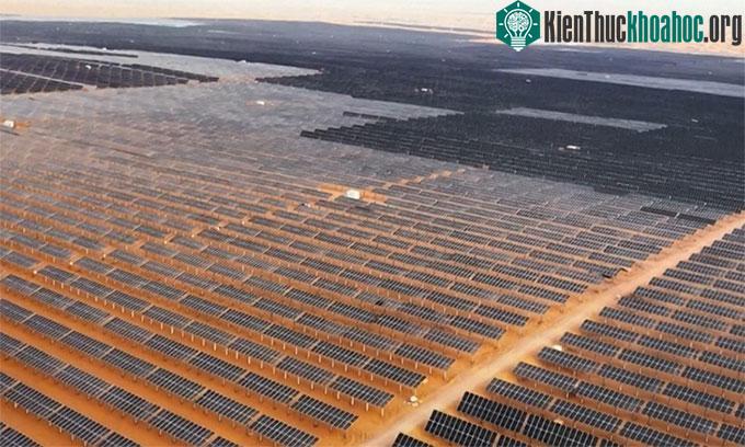 &nbsp;Dự án truyền điện UHV một chiều 800 kilovolt trải dài 1.634km.&nbsp;