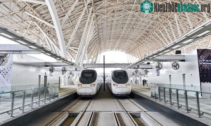 Tàu cao tốc Haramain sẽ chở hàng triệu người hành hương tới thánh địa Mecca.