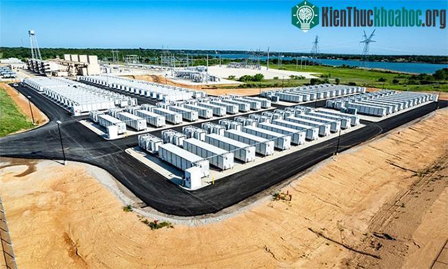 Một cơ sở lưu trữ điện bằng pin khổng lồ ở Texas.