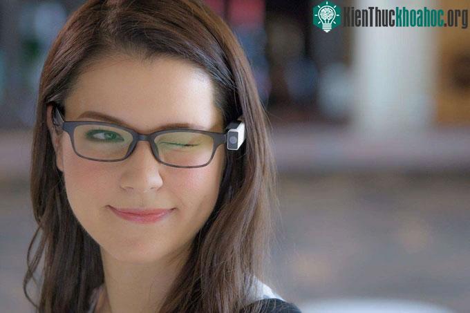 Chớp mắt: Bí ẩn chưa thể lý giải của khoa học! ảnh 1