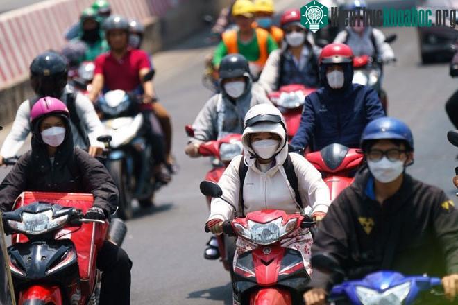 Nắng nóng có thể gây mất nước, kiệt sức, đột quỵ do sốc nhiệt