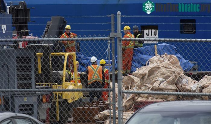 Tìm thấy xác tàu lặn Titan, phát hiện thi thể bên trong ảnh 1