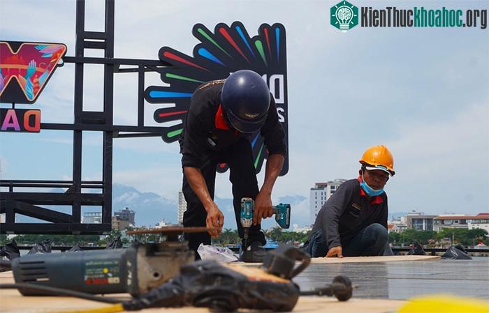 Những công đoạn cuối cùng đang dần hoàn thiện