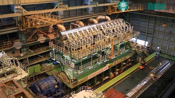 Động cơ thải khí qua các van thải được vận hành bởi hệ thống điện tử