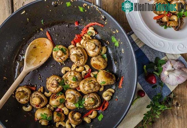 Nấm mỡ có thể chế biến thành nhiều món ngon, tốt cho sức khỏe.