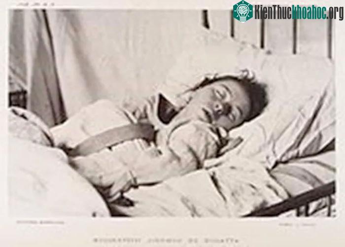 Người phụ nữ tỉnh lại sau giấc ngủ kéo dài 32 năm ảnh 2