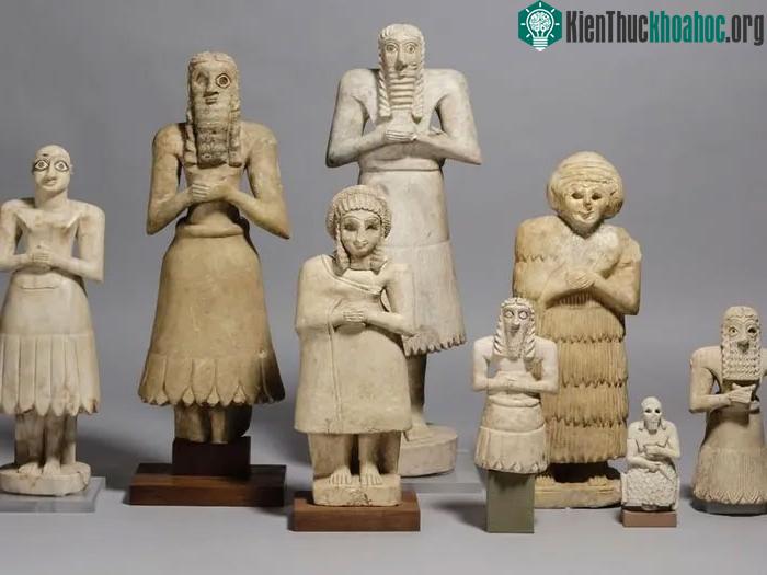 Người Sumer tin vào thuyết đa thần hay niềm tin ở nhiều thần linh.