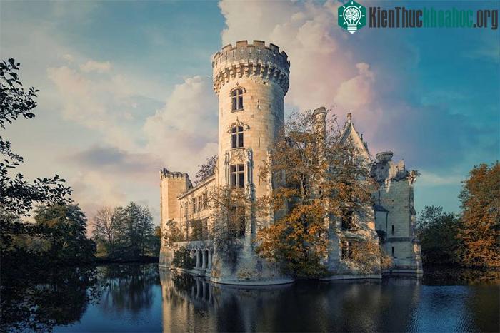 Chateau De La Mothe, Chandeniers (Pháp)