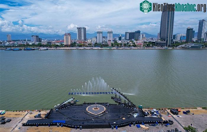 Đến thời điểm này, tất cả hạng mục sân khấu đã hoàn thành