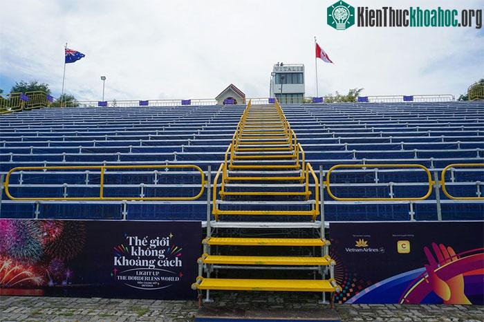 Khán đài năm nay có quy mô hơn 5.000 chỗ ngồi