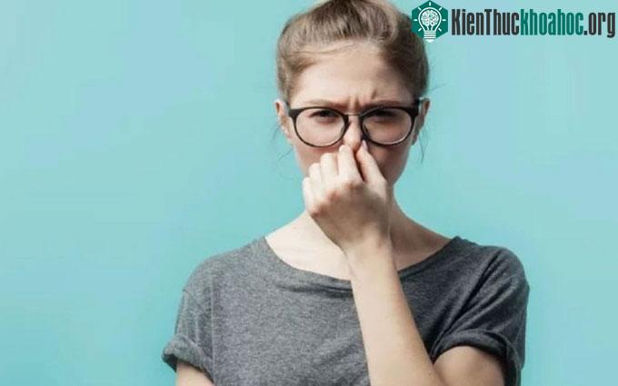 Hít những cái xì hơi của chính mình