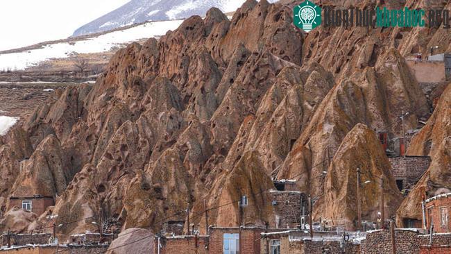 Hình ảnh làng Kandovan nhìn từ xa.