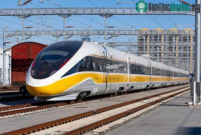 Tàu cao tốc CR450