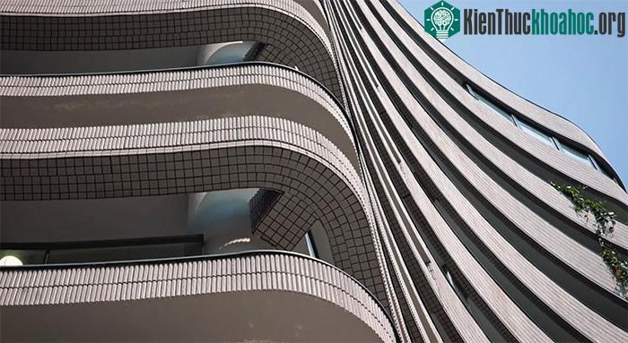 Giá khởi điểm cho một chỗ lưu trữ hài cốt ở tòa nhà này lên tới 53.000 USD.