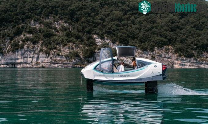 Taxi bay trên nước SeaBubbles bắt đầu chở khách từ tháng 7/2023