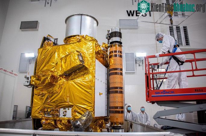 Tàu DART của NASA trước khi xuất xưởng và thực hiện sứ mệnh cảm tử