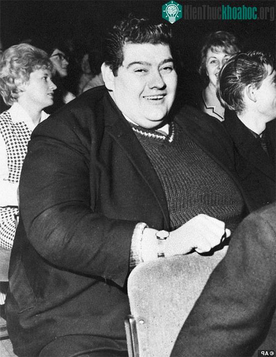 Cân nặng của Barbieri có lúc đạt 206kg.