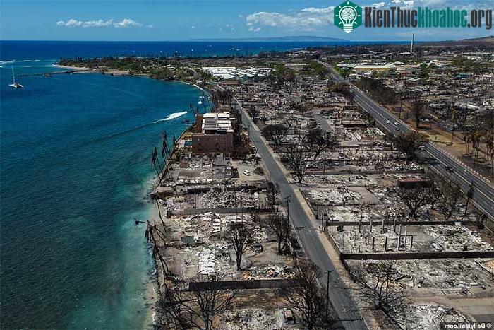 Lahaina từng là địa điểm thu hút nhiều khách du lịch với bờ biển đẹp