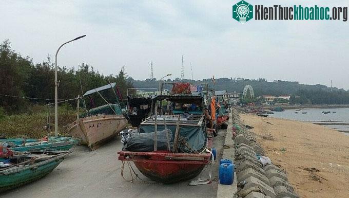 Đảo Cô Tô (Quảng Ninh) có mưa nhỏ vào đầu giờ sáng 18/7.
