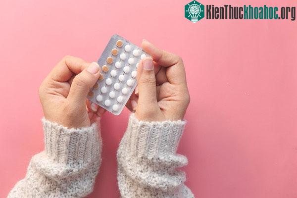 Nhiều người lo lắng biện pháp tránh thai nội tiết tố gây tăng cân
