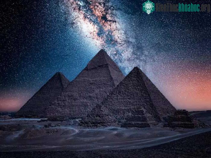 Kim tự tháp của Khufu