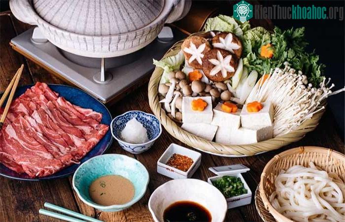 Lưu ý các thực phẩm kết hợp khi ăn lẩu
