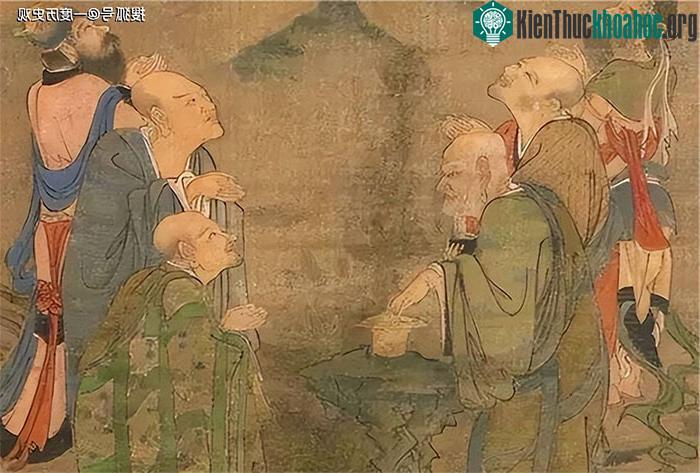 Hình ảnh đôi dép xỏ ngón quen thuộc xuất hiện trong nhiều bức tranh khác.
