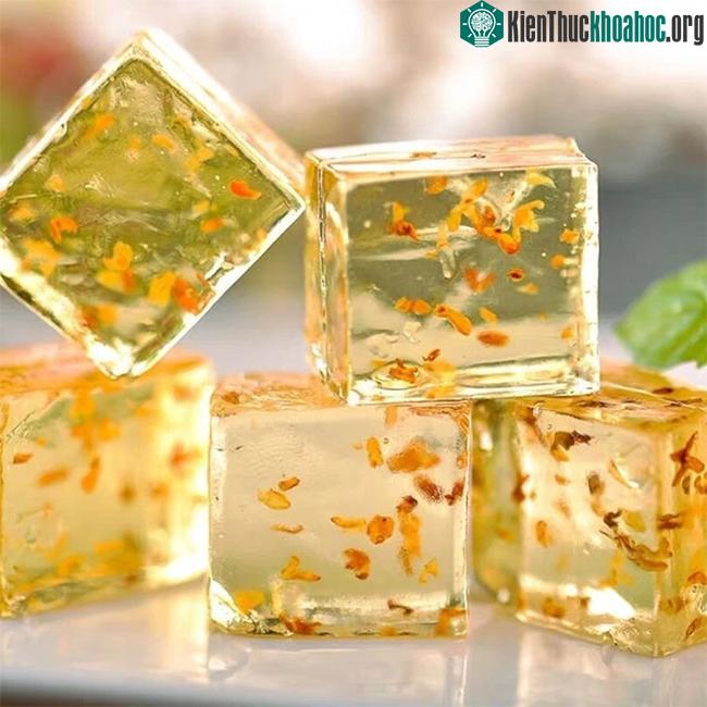 Các phi tần đặc biệt ưa chuộng món bánh hoa quế bởi vị ngon và tác dụng dưỡng nhan