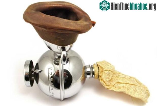 Chiếc máy của Ombredanne.