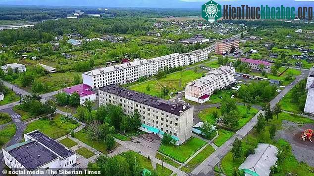 Kết thúc chuyến hành trình là thành phố cảng Magadan thuộc vùng Viễn Đông Nga.