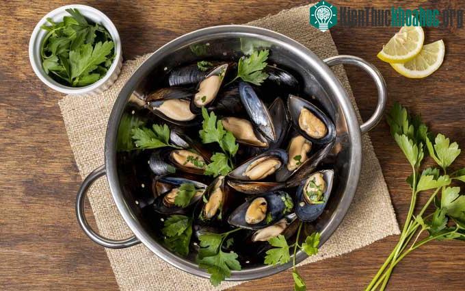 Động vật có vỏ nhiều kẽm và i-ốt.