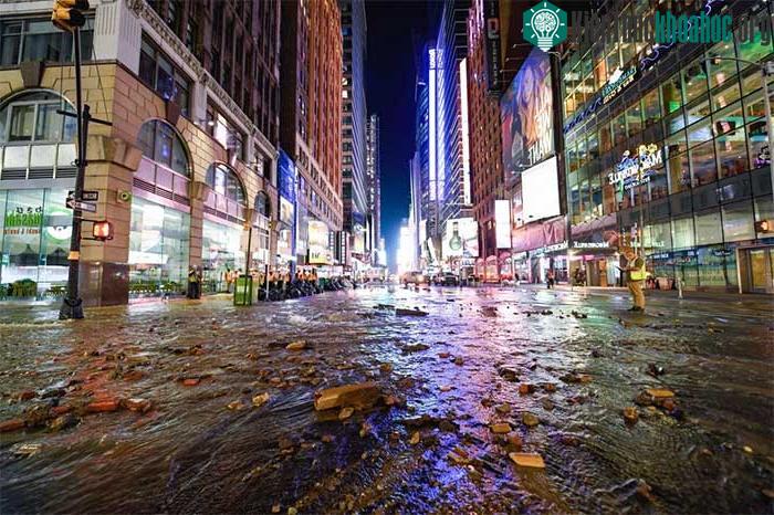 Khung cảnh tan hoang tại địa điểm nổi tiếng của thành phố New York