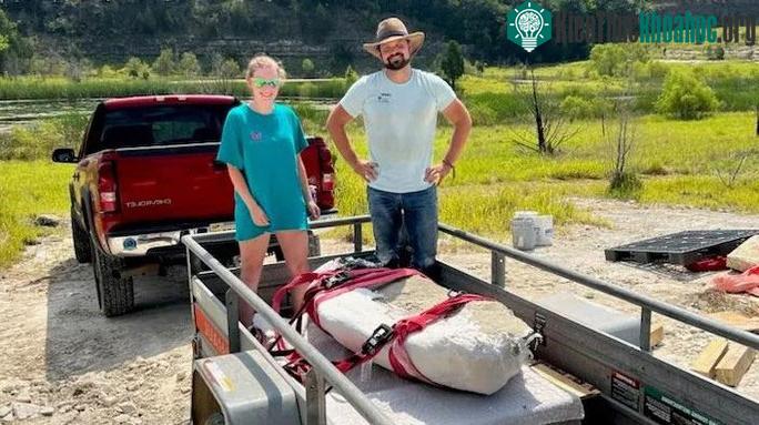 Một phần hóa thạch được khai quật bởi hai thầy trò ở Alabama