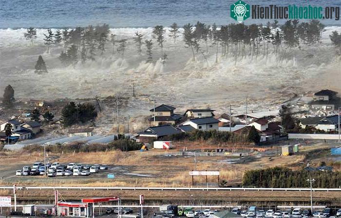 Thảm họa kép gây thiệt hại nặng nề trong suốt nhiều năm liền tại Fukushima.