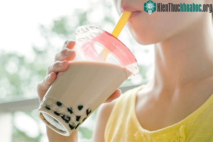 Nghiện trà sữa gây trầm cảm ở giới trẻ.