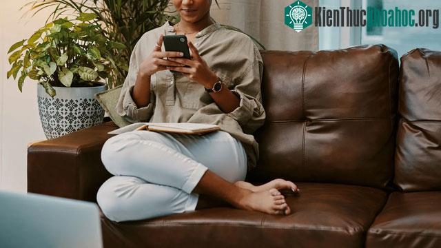 Nhiều người sử dụng ứng dụng để tìm cách vượt qua nỗi buồn chia tay.