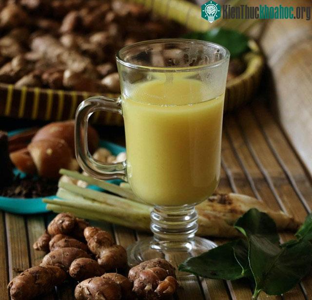 Củ địa liền được dùng làm đồ uống.