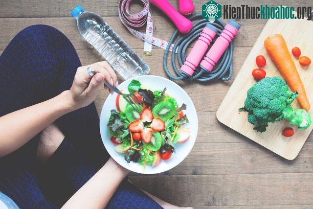 Phát hiện mới về tuổi thọ: Giảm 30% lượng thức ăn có thể sống lâu thêm 20 năm ảnh 1