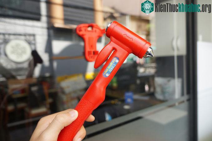 Búa thoát hiểm PCCC