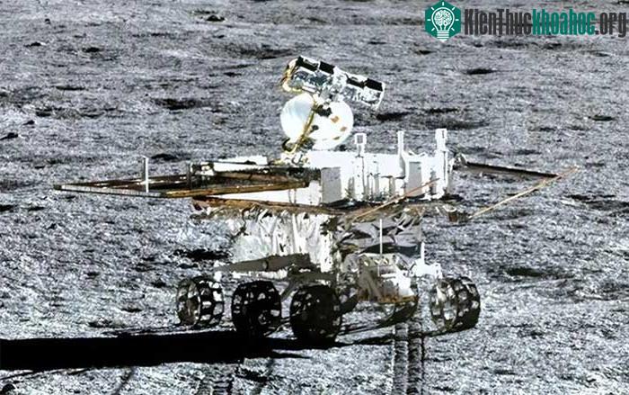 2.200 nghìn tỷ tấn kim loại ở phía bên kia của Mặt trăng đến từ đâu? ảnh 3