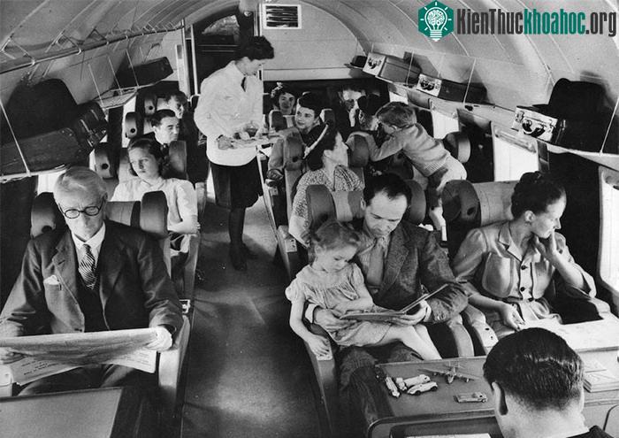 Bộ ảnh cho thấy đi máy bay đã thay đổi thế nào suốt 100 năm qua, đặc biệt nhất là "thời đại vàng" ảnh 4