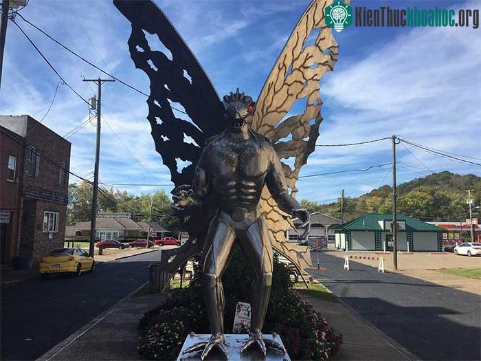 Mothman: Truyền thuyết đô thị hay sinh vật chưa được biết đến? ảnh 5