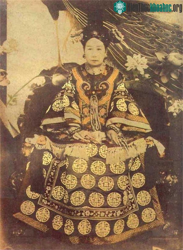 Từ Hi Thái hậu, Trung Quốc