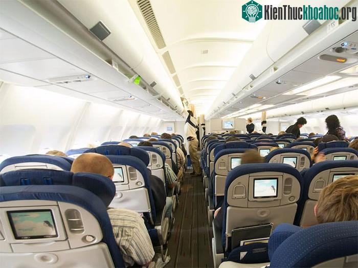 Bộ ảnh cho thấy đi máy bay đã thay đổi thế nào suốt 100 năm qua, đặc biệt nhất là "thời đại vàng" ảnh 8