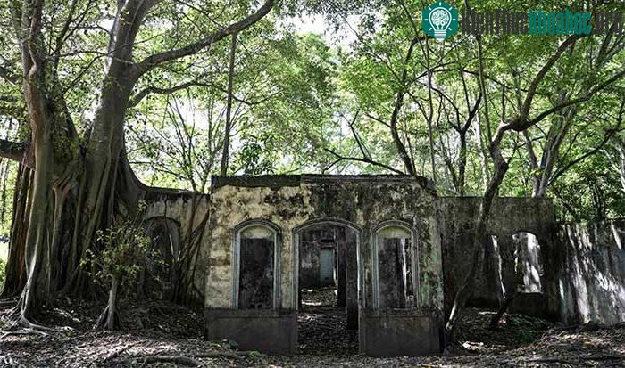 Thị trấn ở Armero (Colombia) giờ đây chỉ còn là nơi không người với đống tàn tích đổ nát.