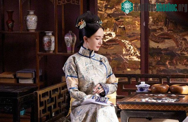 Sau khi qua đời, tài sản của phi tần sẽ được trả về cho Nội Vụ phủ.