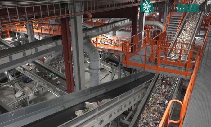 Nhà máy phân loại rác thải nhựa Site Zero ở Thụy Điển.