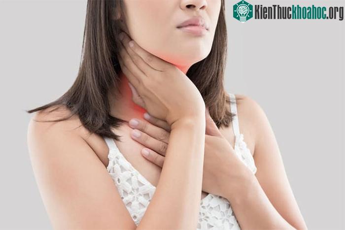 &nbsp;Triệu chứng của suy giáp phụ thuộc vào từng nhóm tuổi